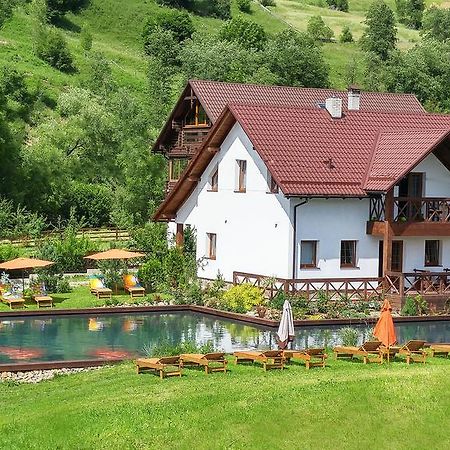 Gallery Of Mountains Holiday Home Jassinja Exterior foto