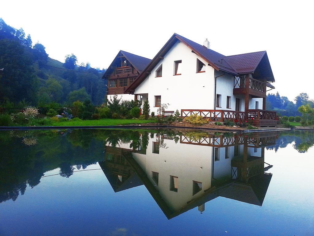 Gallery Of Mountains Holiday Home Jassinja Exterior foto