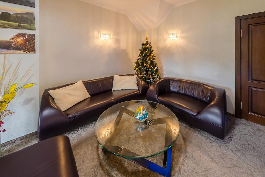 Gallery Of Mountains Holiday Home Jassinja Zimmer foto