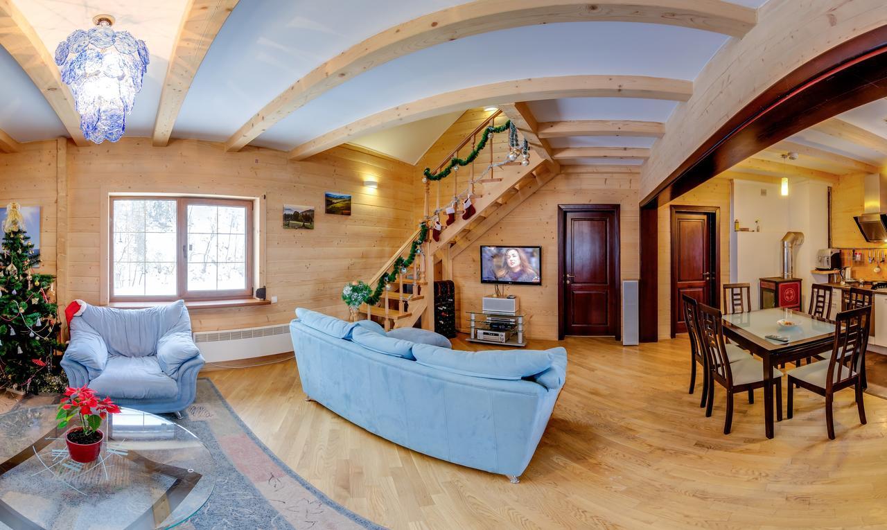 Gallery Of Mountains Holiday Home Jassinja Exterior foto