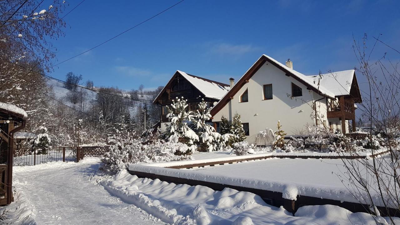 Gallery Of Mountains Holiday Home Jassinja Exterior foto